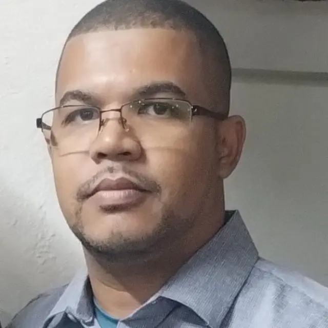 Rafael Oliveira Ribeiro, professor de Matemática
